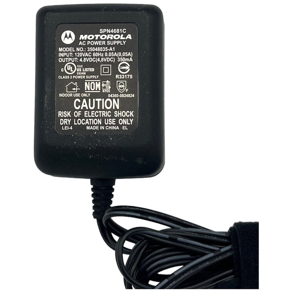 Motorola SPN4681C AC Power Supply Charger Model No 35048035-A1 - Picture 3 of 4